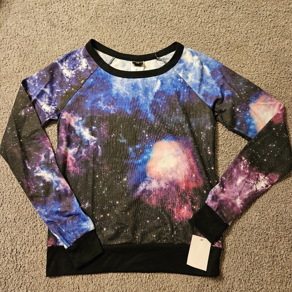 Cosmic Women's Lightweight Sweatshirt Size XS NWT New